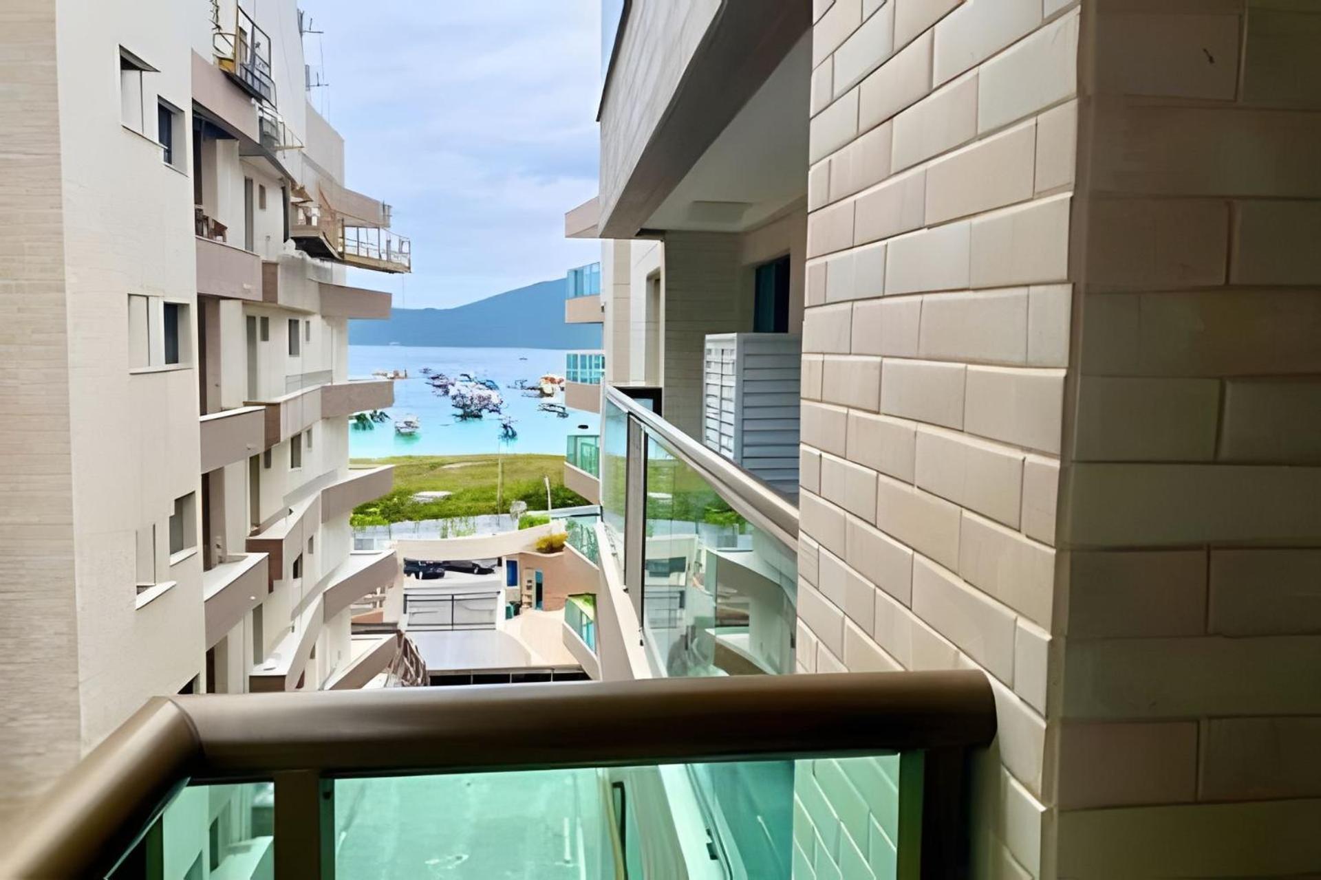 Apartamentos De 2 Quartos Com Piscina Na Praia Dos Anjos Arraial do Cabo Esterno foto