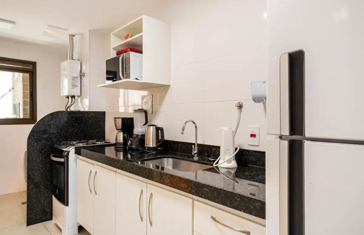 Apartamentos De 2 Quartos Com Piscina Na Praia Dos Anjos Arraial do Cabo Esterno foto